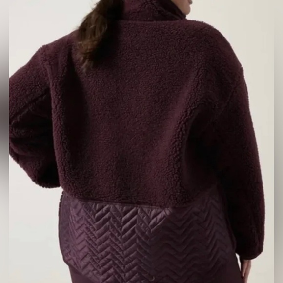 Athleta cozy Sherpa snap sweatshirt color eggplant Color NWT - Picture 13 of 13